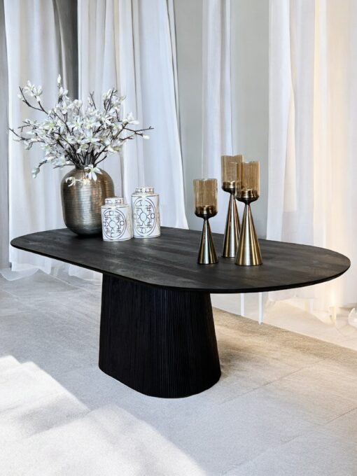 eettafel-tafel-hout-deens-ovaal-zwart-hotelchic-hotel-chic-210-cm